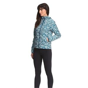 THE NORTH FACE Cyclone Packable Rain Jacket in Monterey Blue Ashbury Floral